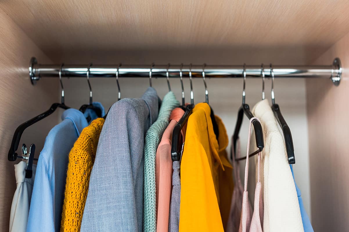 How to organize and clean up a closet