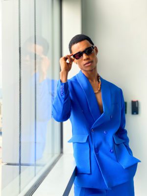 BLUE NONCONVENTIONAL DOUBLE BREASTED WOOL SUIT